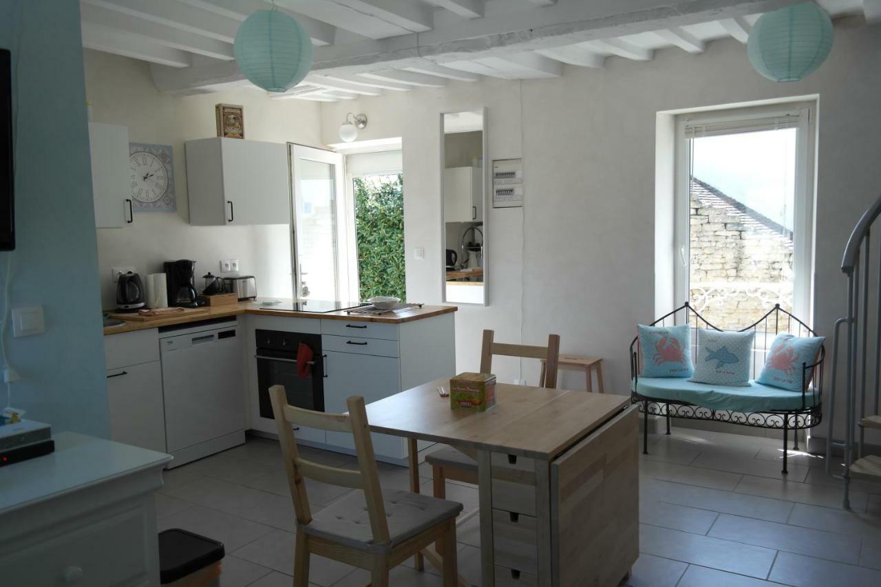 Appartement 50 m2 de charme au coeur des plaisir de la côte à Luc-sur-Mer Extérieur photo