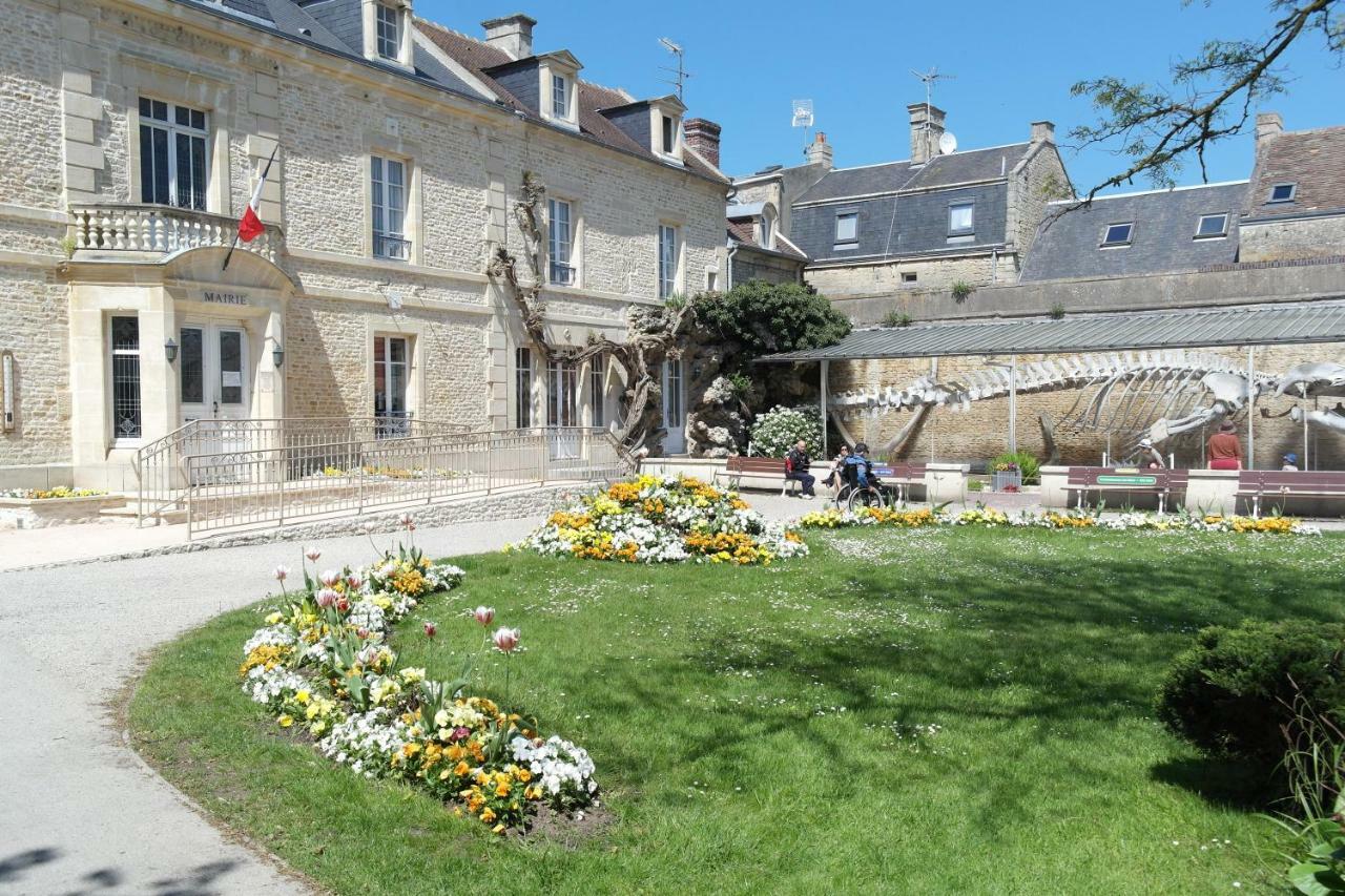 Appartement 50 m2 de charme au coeur des plaisir de la côte à Luc-sur-Mer Extérieur photo